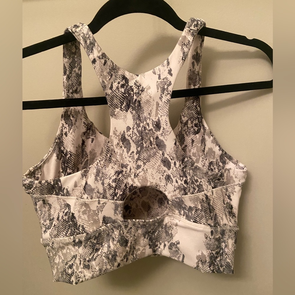 Beautiful animal print sports bra size M